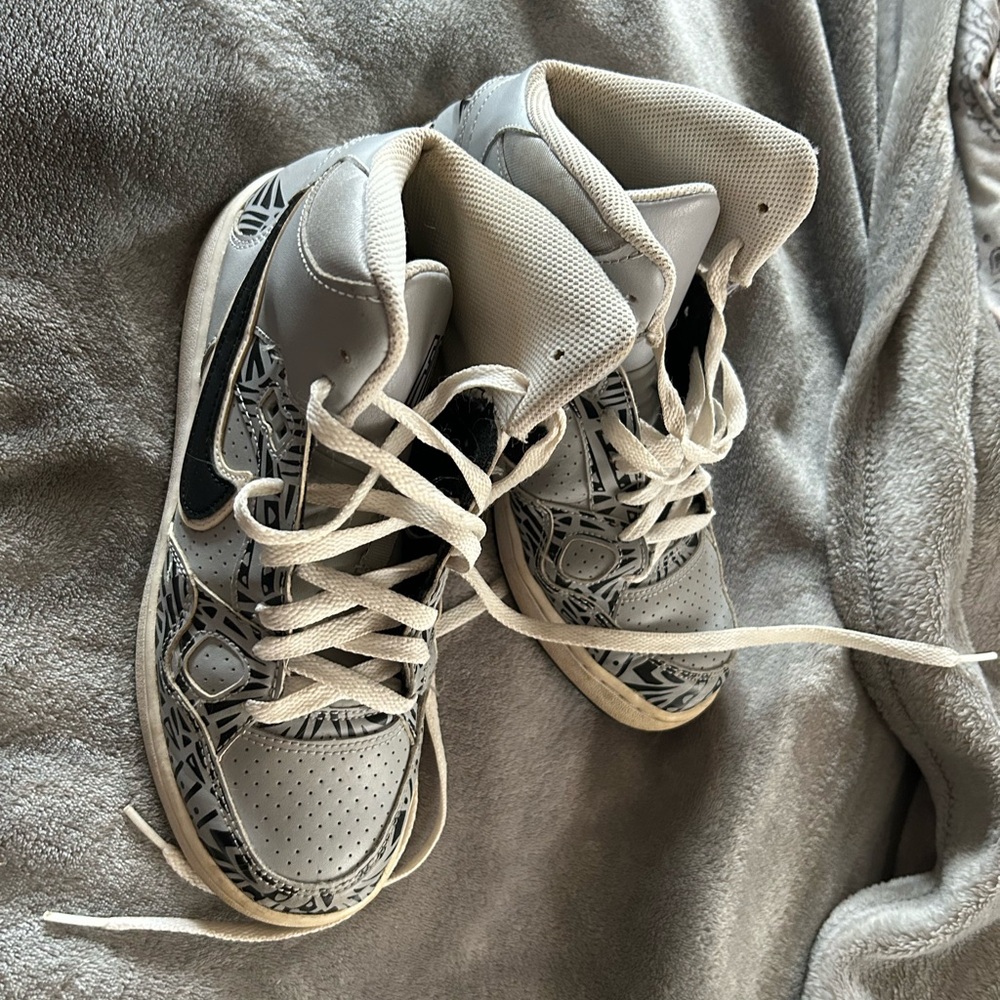 Nike Son of Force high top sneakers